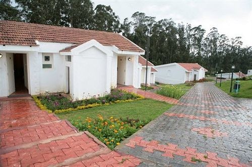 Deccan Plaza Hotel - Ooty Kültér fotó